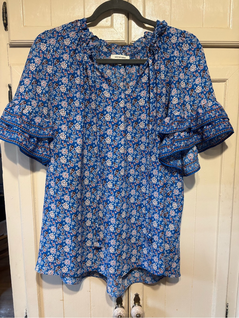 Max Studio Blue Floral Ruffle-Sleeve Blouse